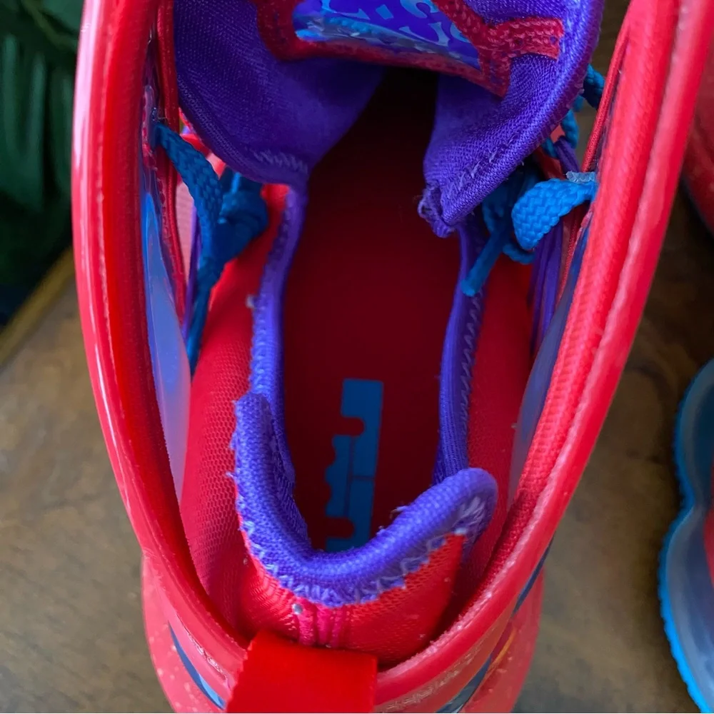 Nike LeBron 19 “King’s Crown” Sneakers